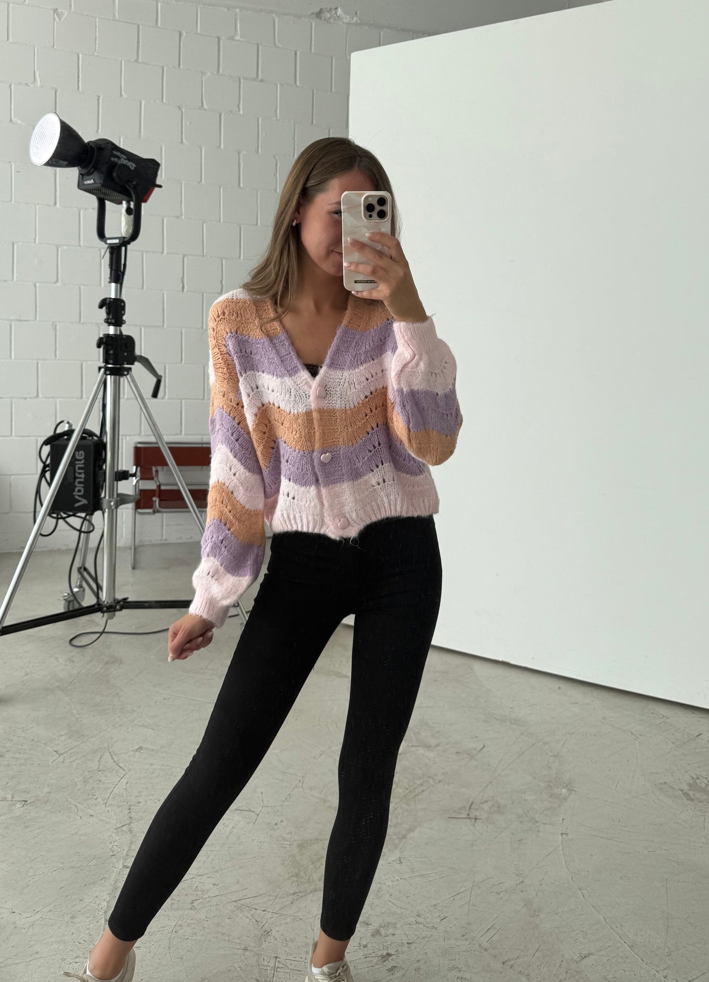 Strickjacke „Wave“ Pastell