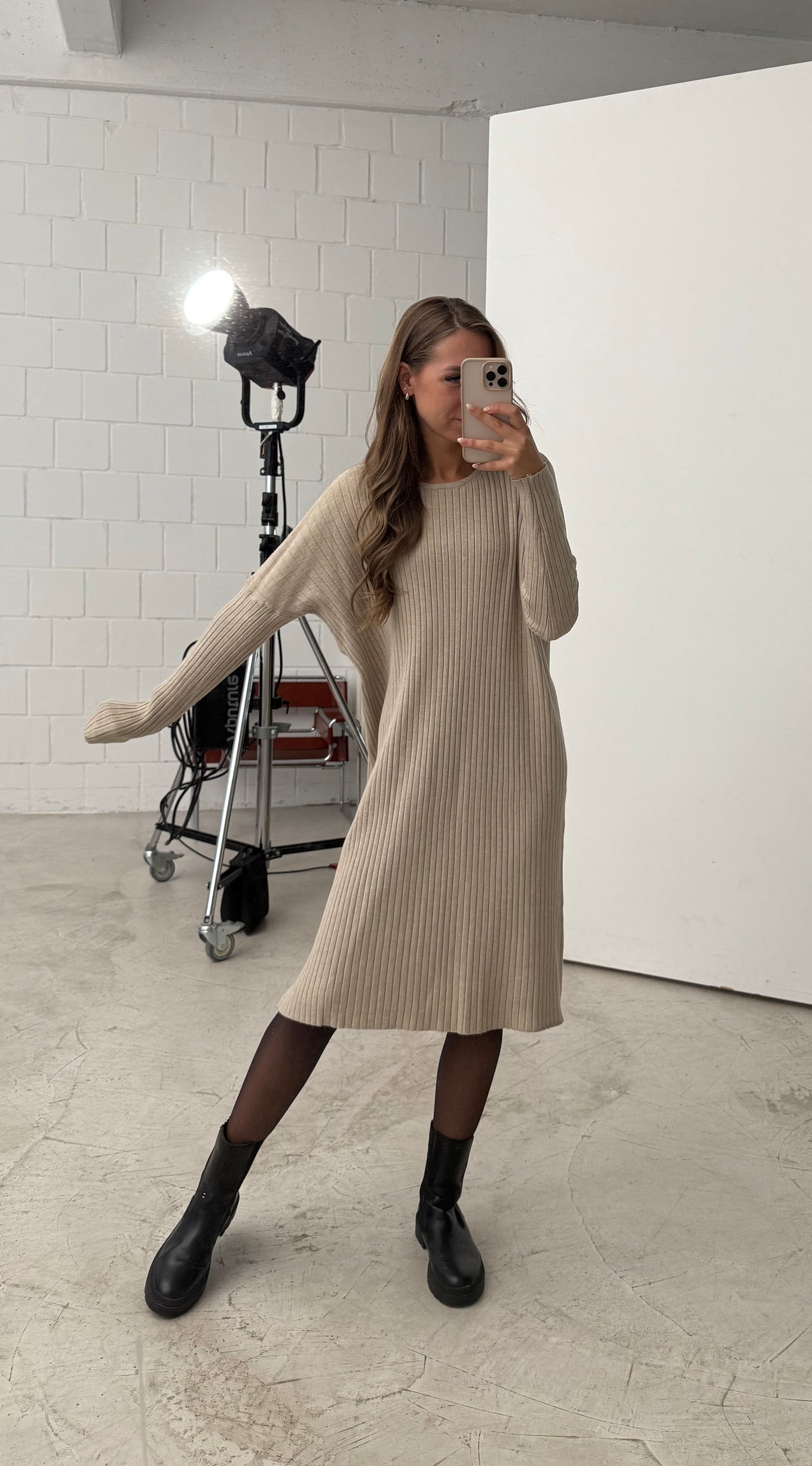 Kleid „cuddly“ beige