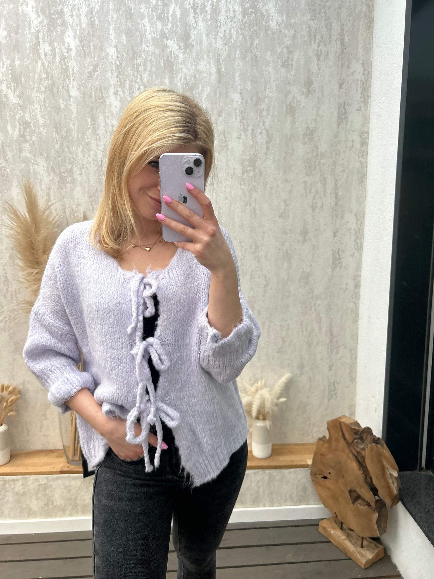 Strickjacke mit ,,Schleife“