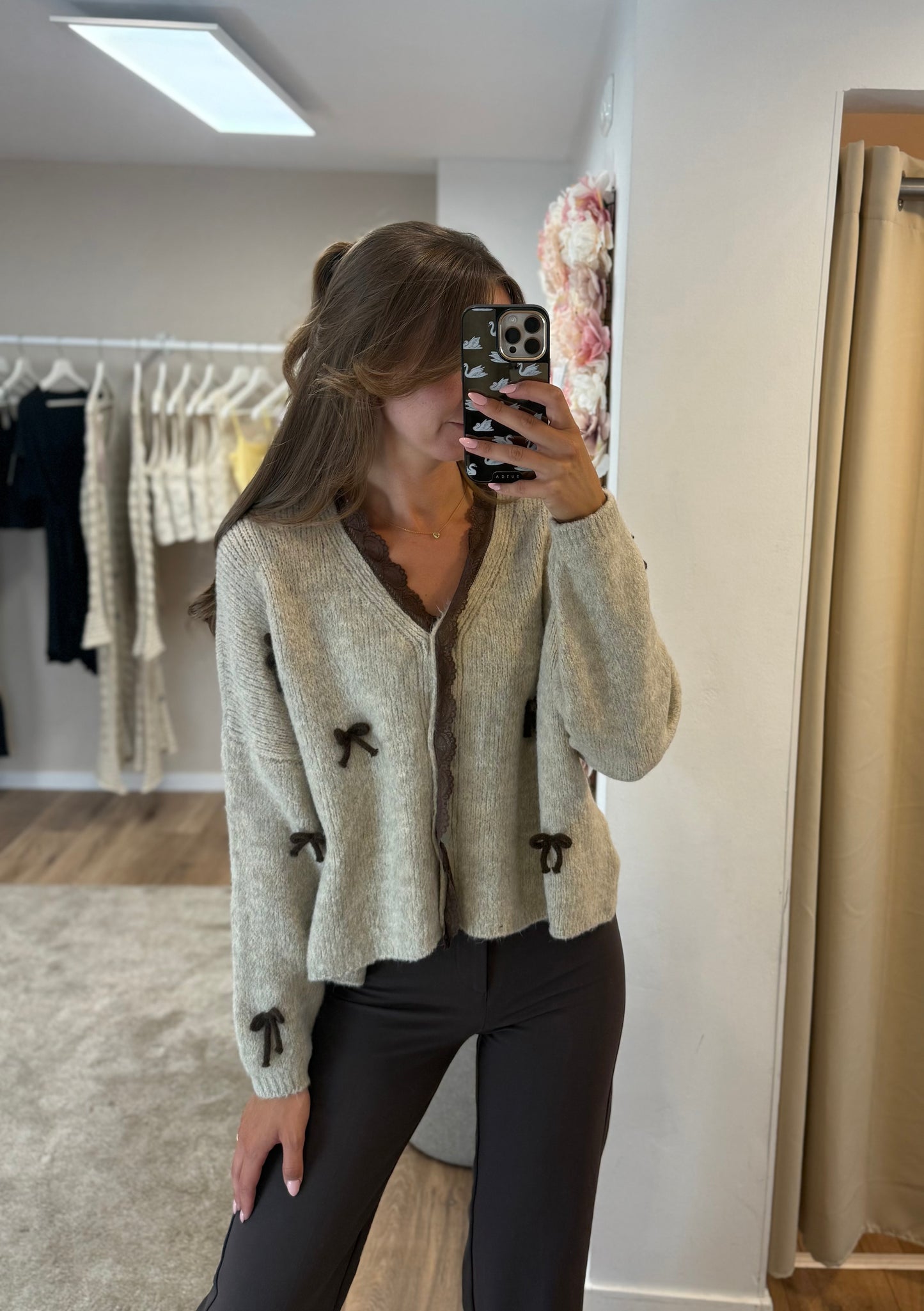 Brownie-Schleifen Cardigan