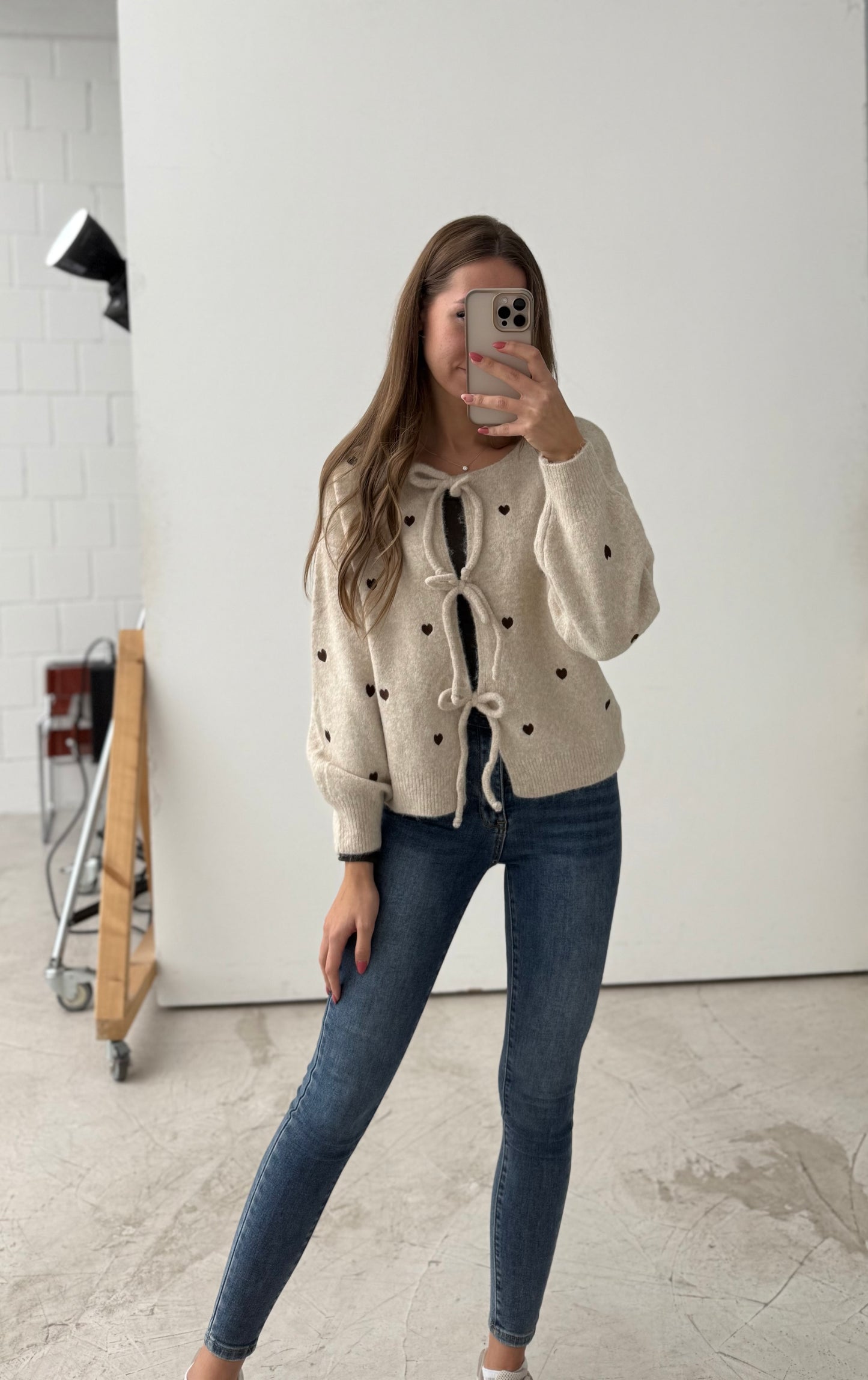 Strickjacke „Herzchen“ beige