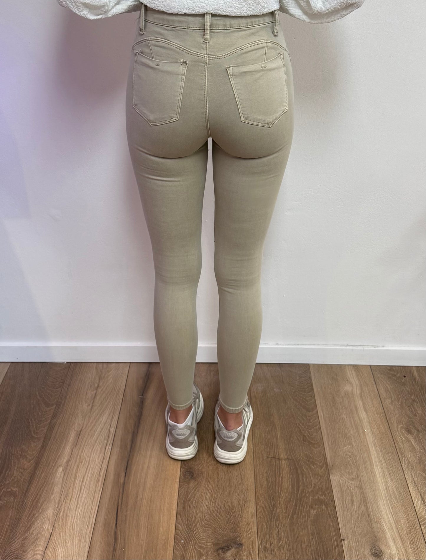 Skinny Jeans „beige“