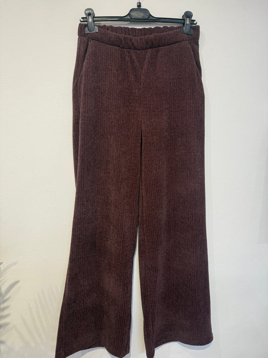 Cordhose Bordeaux rot