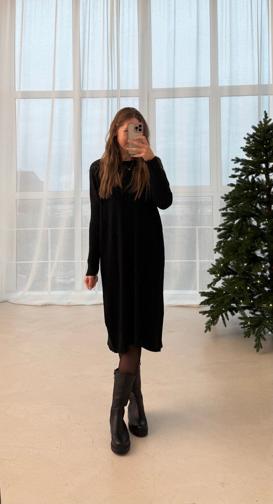 Kleid „cuddly“ schwarz