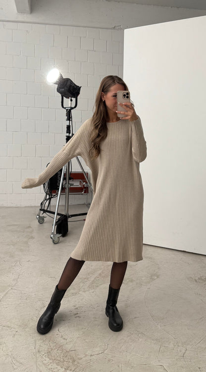 Kleid „cuddly“ beige