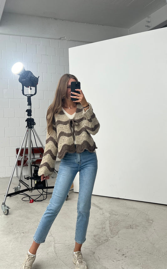 Strickjacke „Schleife“ braun