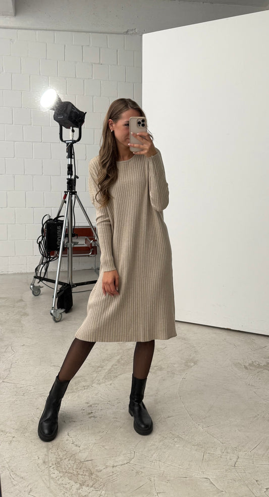 Kleid „cuddly“ beige