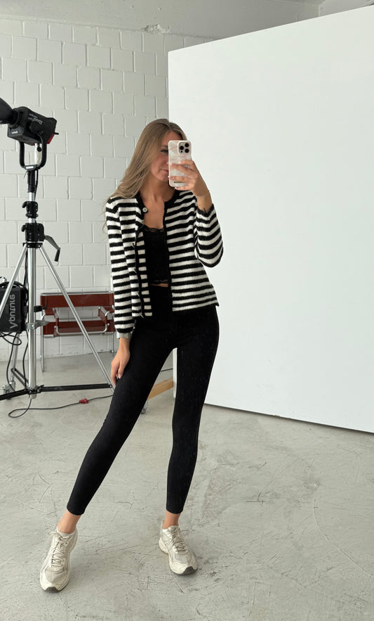 Strickjacke „Milli“ schwarz-weiß
