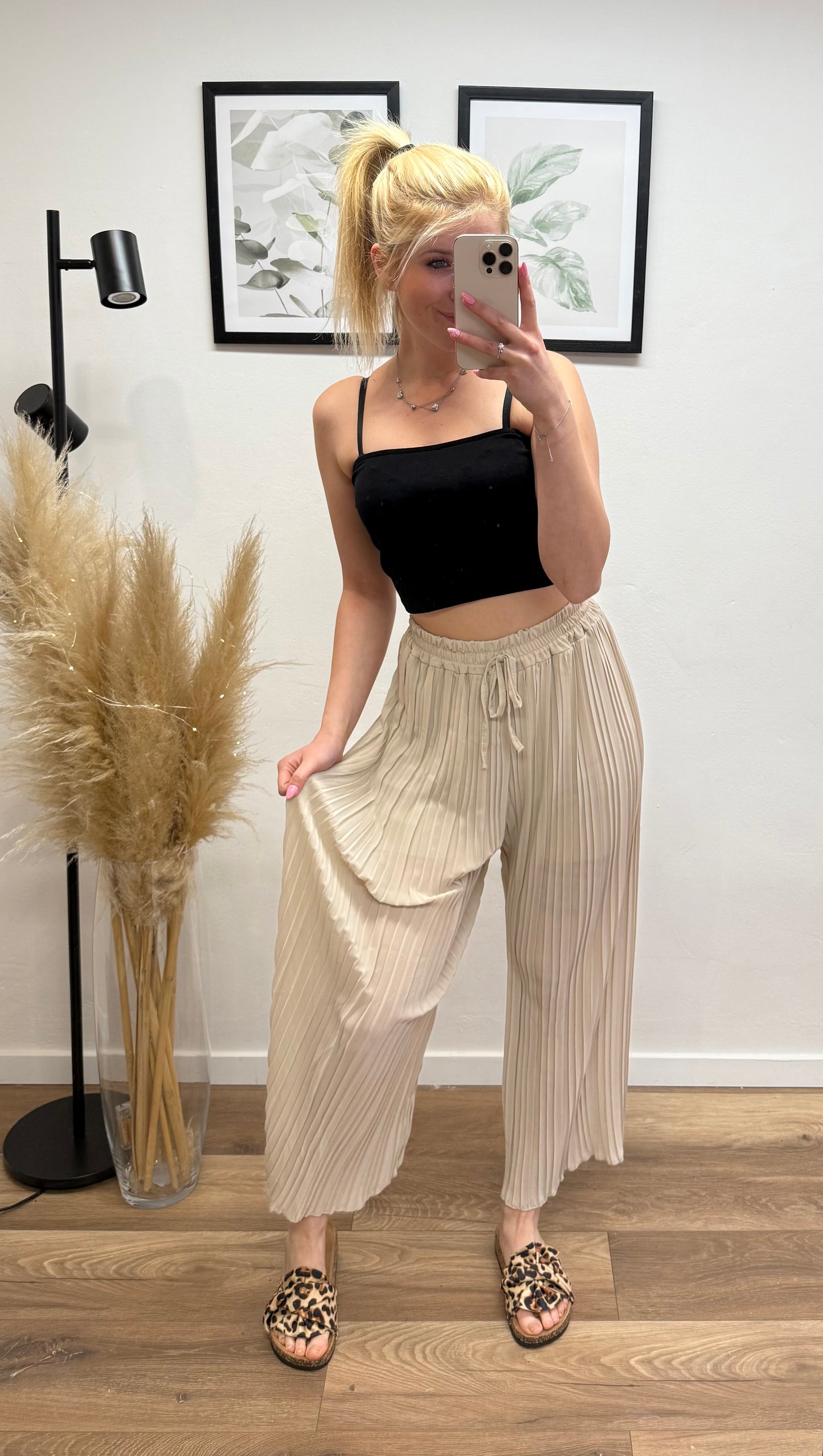 Plisseehose Beige