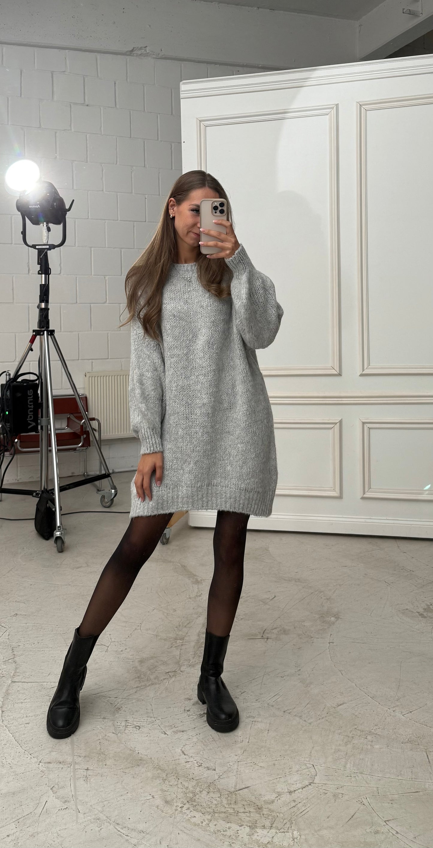 Pullover-Kleid „grau“