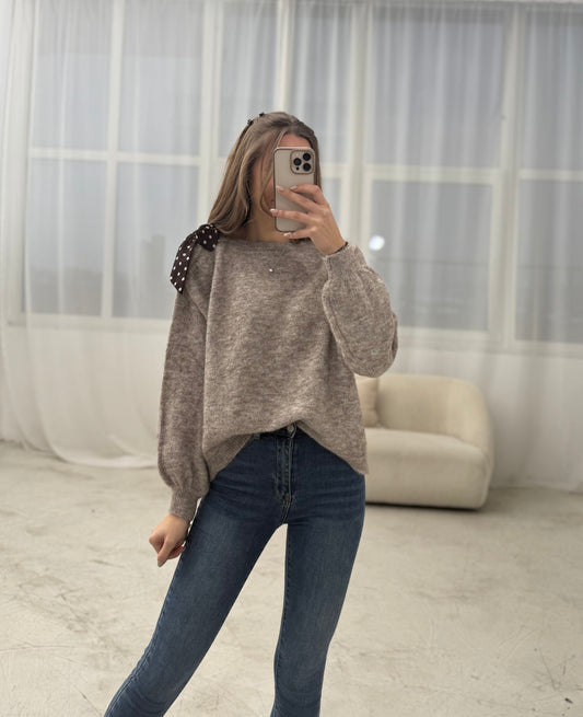 Pullover „ schleife“