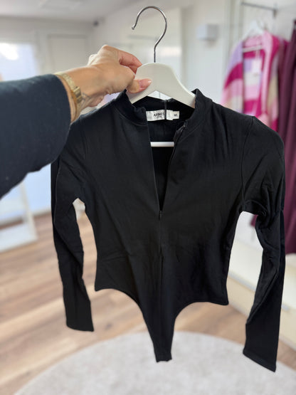 Cleo Zip Body