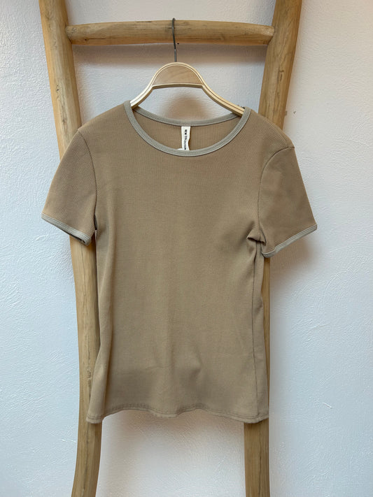 Basic Shirt